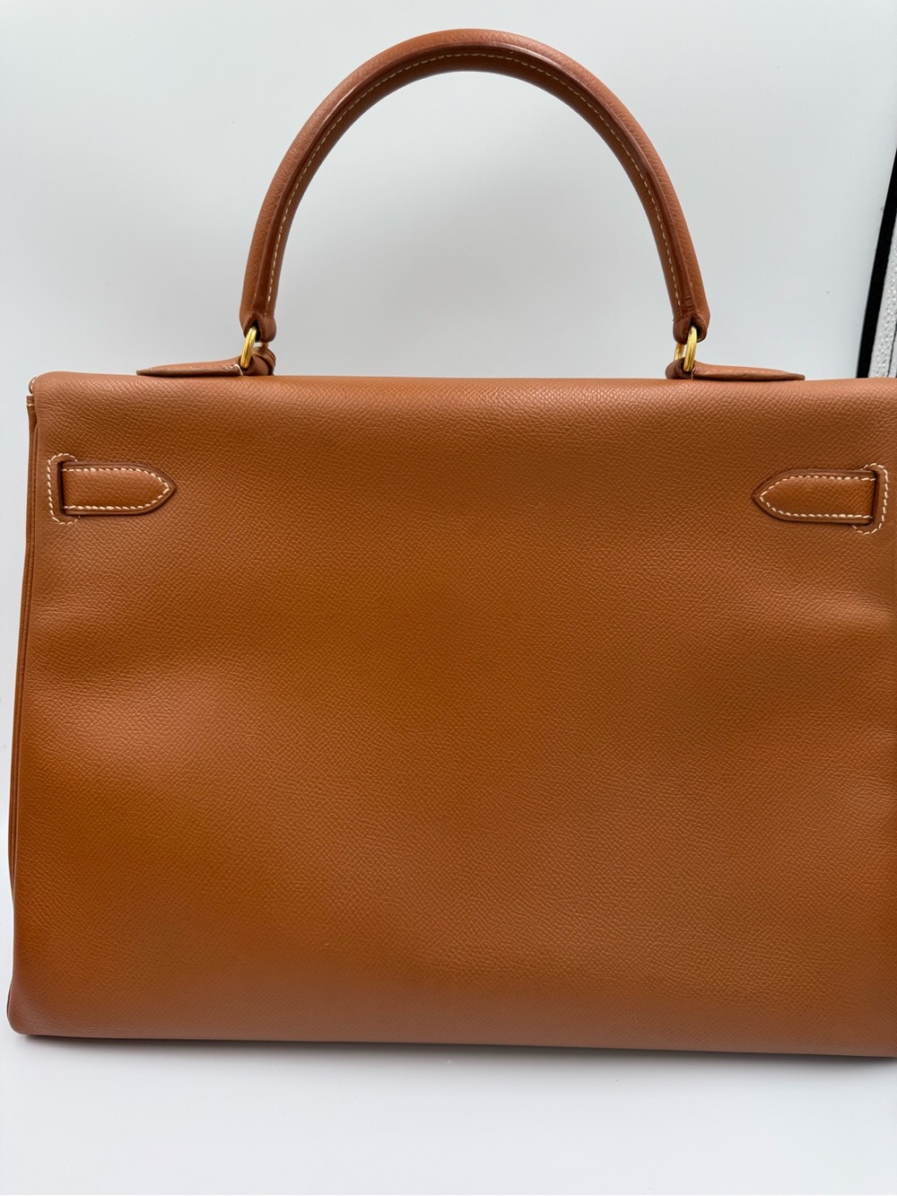 Hermes Kelly 35 Togo Gold Leather Top-Handle Satchel with Gold Hardware - Picture 3 of 16